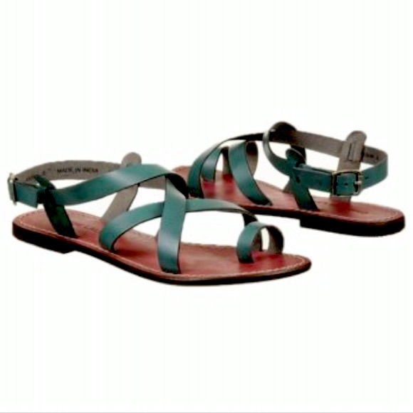 Chinese Laundry Shoes - ⭐️HOST PICK⭐️ CHINESE LAUNDRY Aasha Leather Sandal